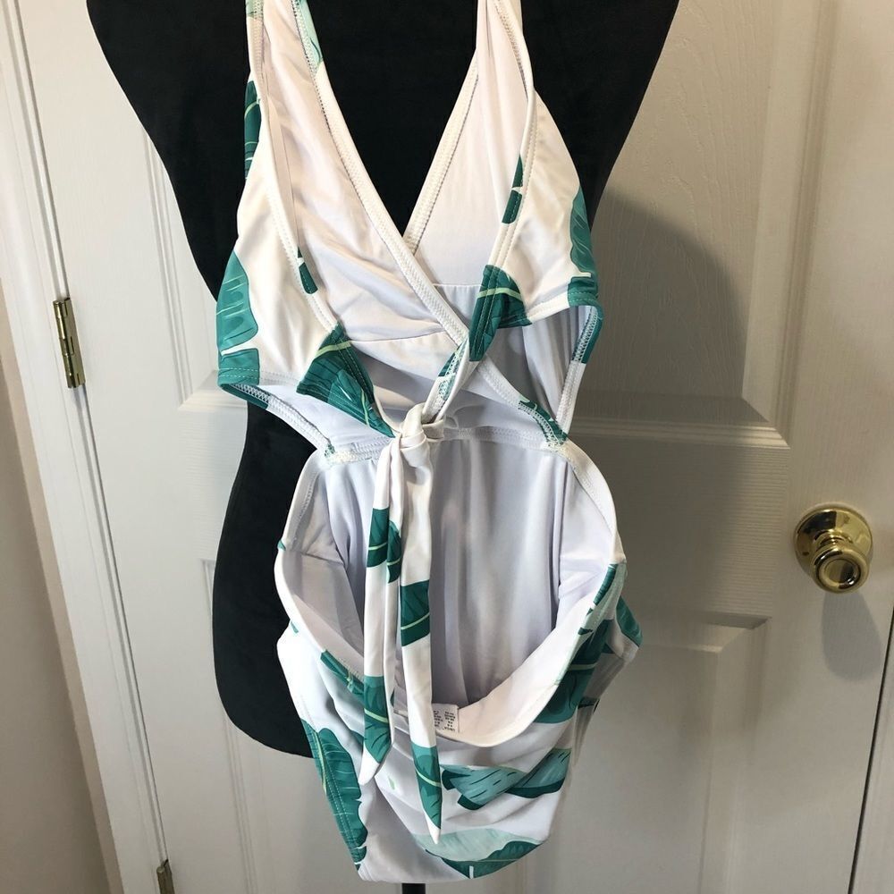 NWT Zeraca green white halter swim suit - Picture 5 of 8